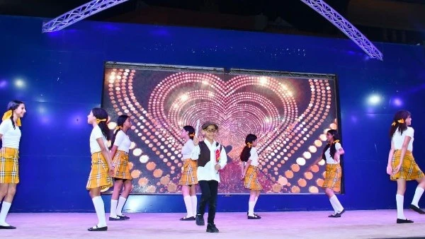 وزيرة الثقافة توجه بفتح مسارح الوزارة مجانًا لعروض وتدريبات المسرح المدرسي