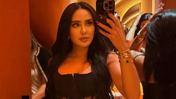 بعد مي القاضي ترد على هجوم فيفي عبده: المفروض الراقصات اللي ميمثلوش