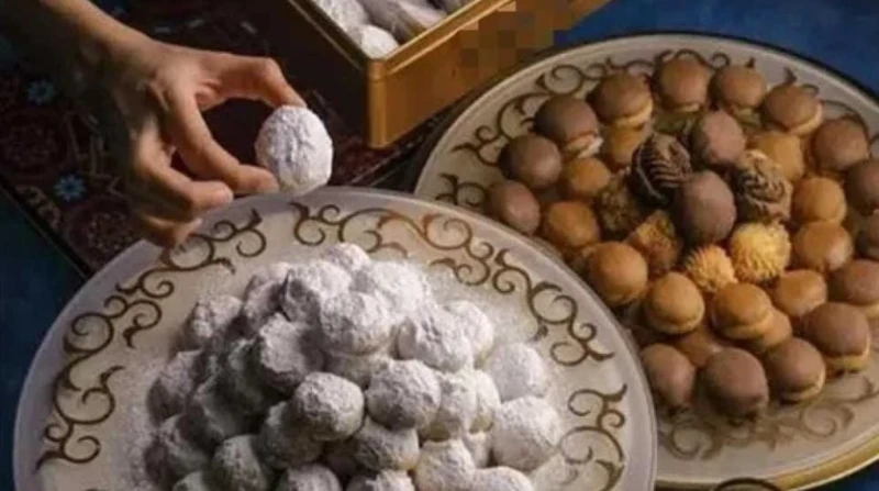 "لمعدتك عليك حق"، وصفات خفيفة لتوديع "عك العيد"