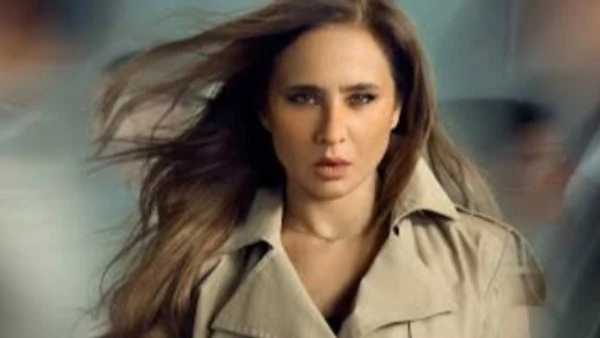 «على أداء فني راقٍ يرفع مستوى الحلقة 12