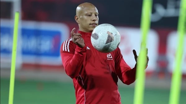 طبيب الأهلي: الجزار يتعافى من الإصابة.. وشكري يبدأ تدريبات الجري