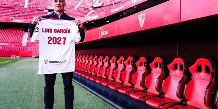 تعيين لويس جارسيا مدرباً إشبيلية بعقد طويل الأمد