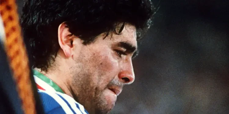 طفلة على الرصيف ومارادونا في القاعة: رقصة قلبت القوانين