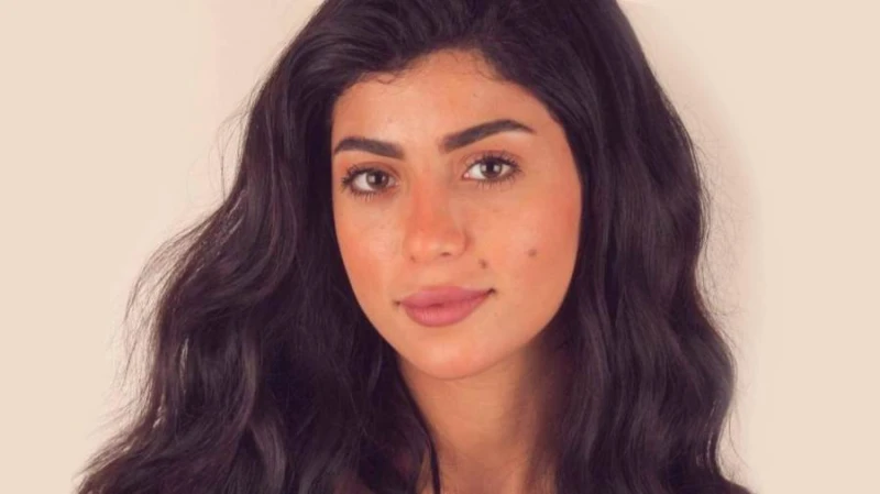 كارولين عزمي تعلق على شائعة ارتباطها بـ أحمد العوضي (فيديو)