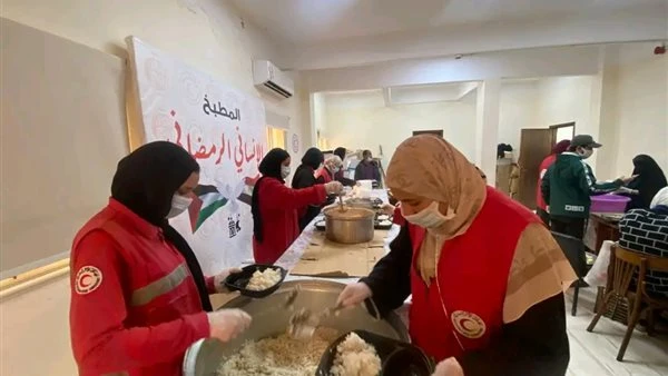 «إفطار مليون صائم».. مبادرة إنسانية ترسم البسمة على موائد المحتاجين في رمضان