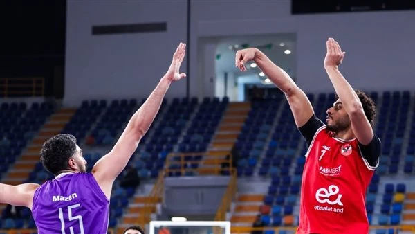 الأهلي يهزم المصرية للاتصالات ويقترب من نهائي دوري السوبر للسلة