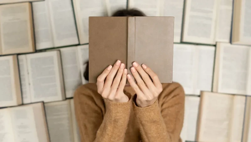 الكتب الدكتورة نايلة شدياق تقدّم مختاراتها للقراءة العلاجية