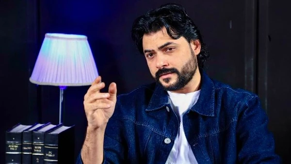 موعد عزاء والد المؤلف محمود حمدان