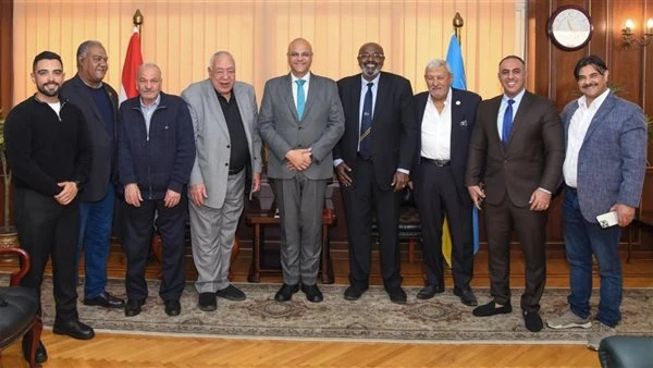 محافظ الإسكندرية يعلن تنظيم البطولة الإفريقية للياقة البدنية وكمال الأجسام في نوفمبر