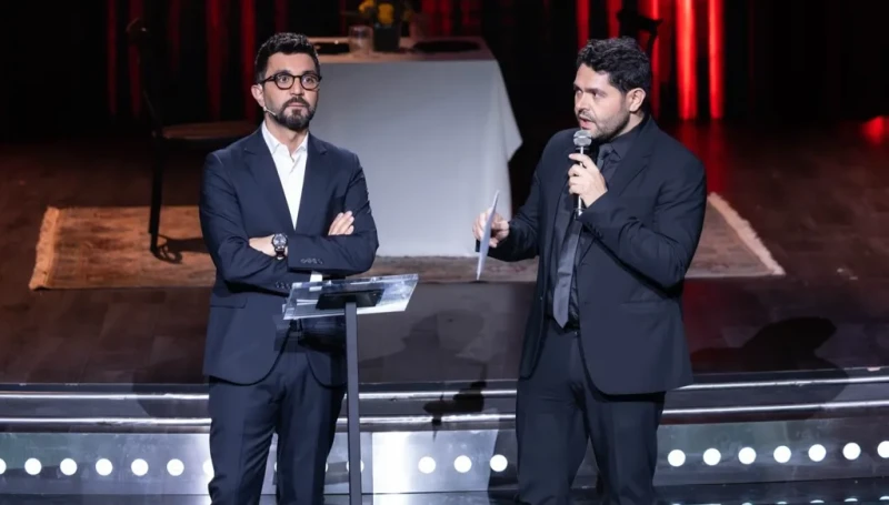 جو شباب بلا أقنعة