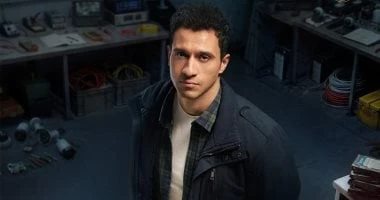 عصام عمر يضع اللمسات النهائية قبل بدء تصوير فيلمه بحر