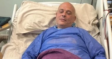 شادي مقار يطلب الدعاء بالشفاء بعد إجراءه عملية فتاء