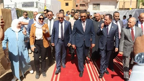 افتتاح أعمال تطوير المركز التكنولوجي بقرية "ميت حلفا" بمركز قليوب|صور