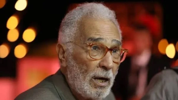 حفيدة عبدالرحمن أبو زهرة تطلب الدعاء له: قطعة من قلبي