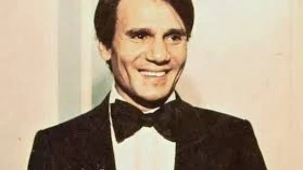 أسرة العندليب تطالب بتقديم عمل سينمائي يتناول سيرته الذاتية على غرار فيلم مايكل جاكسون