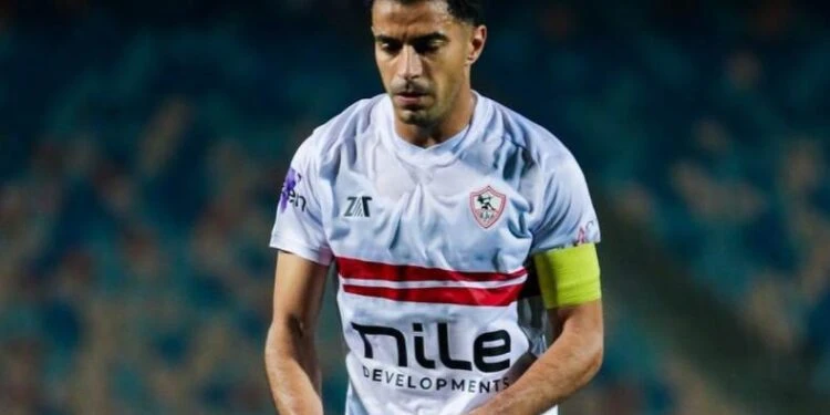 القائد المصاب. عمر جابر يقود معسكر الزمالك قبل القمة