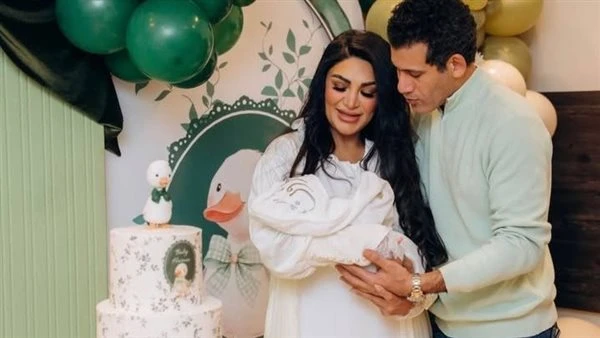 سالي عبد السلام في أول ظهور مع طفلها هارون: ادعولي والنبي أنا بحاول لوحدي وخايفة