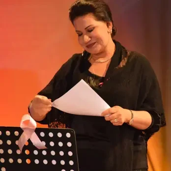 ما حقيقة سحب الجنسية الكويتية من سعاد عبد الله؟