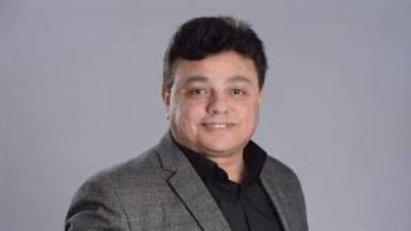 أحمد سعد الدين: عمر الشريف بطل بالصدفة وسيظل جزءا من تاريخ مصر الفني