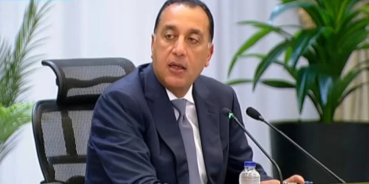 الحكومة تعلن تعليق العمل بقرارات إغلاق المحلات خلال أسبوع أعياد الأقباط