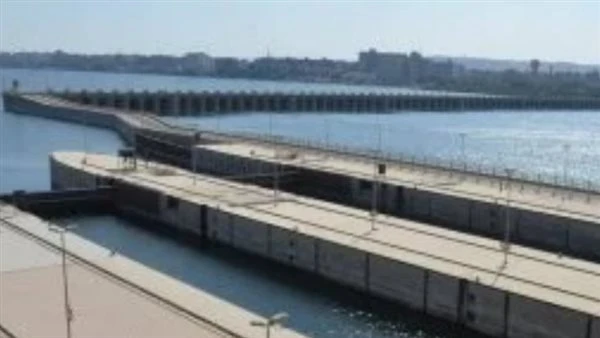 محور علوي جديد ومشروعات خدمية كبرى في أسيوط لتعزيز السيولة المرورية