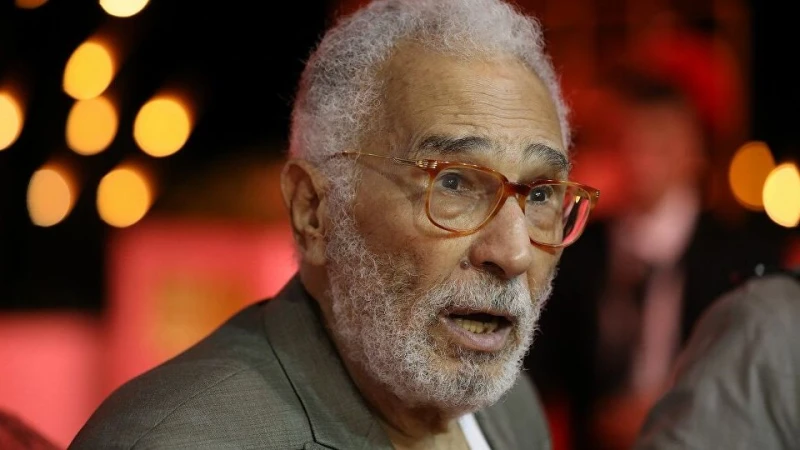 تطورات الحالة نجله يكشف التفاصيل