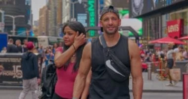 أسماء أبو اليزيد تعلن حملها من أمريكا