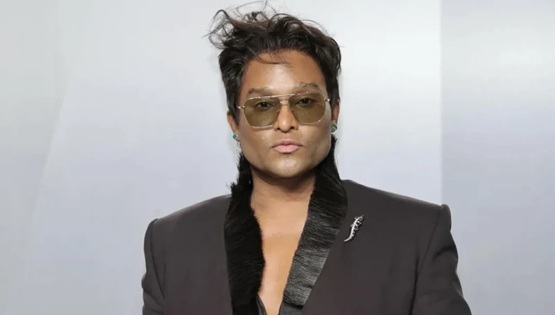 من الظل إلى القمة… لو روتش العقل المدبّر خلف أكثر الإطلالات تأثيراً في العالم (صور وفيديو)