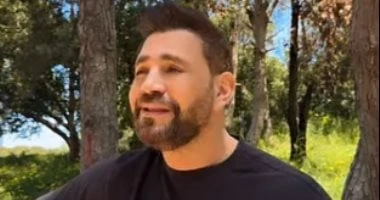 إيوان يوجه رسالة دعم للفنان هانى شاكر: إنشاء الله تعود ضحكتة تملأ المسارح