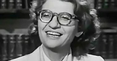 ذكرى ميلاد زينب صدقي.. مسيرة فنية ناجحة وتفوق في المسرح الفصيح