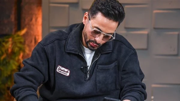 حمادة هلال ينهار من البكاء على الهواء بعد ظهور والدته.. ما القصة؟