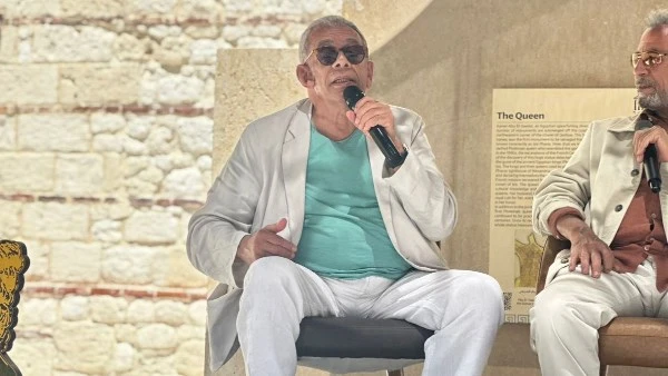 يسري نصر والتصوير عمل جماعي