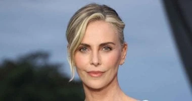 تشارليز ثيرون تهاجم تيموثى شالامى: تصريحاته عن الباليه والأوبرا متهورة