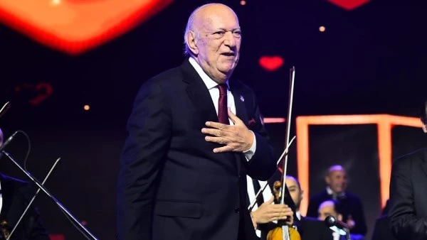 أمسية عمر خيرت يحيي حفلاً ضخماً في أبوظبي