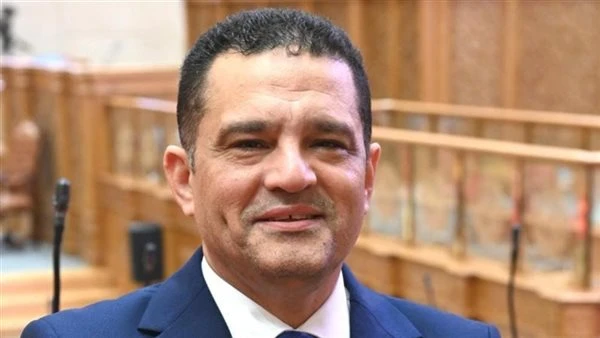 طلب إحاطة بشأن عدم تنفيذ تعيين أوائل خريجي الجامعات منذ 2014