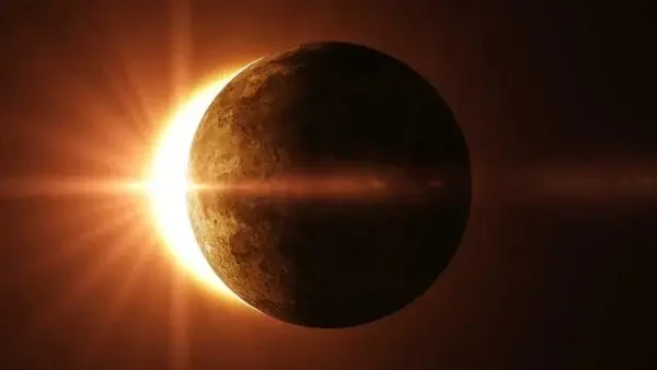 موعد كسوف الشمس القادم 2026. ظلام في وضح النهار