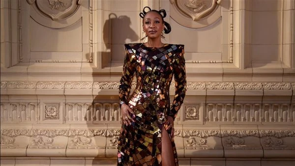 خالد ومروان في لندن.. "بيفرلي نايت" ببريق “كش ملك” على سجادة لورنس أوليفييه