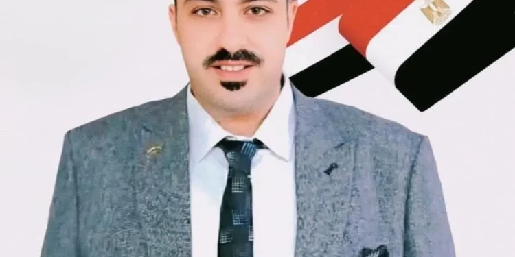 هل أصبح مضيق هرمز سلاحًا لإعادة تشكيل الاقتصاد العالمي؟ خبير اقتصادي يجيب