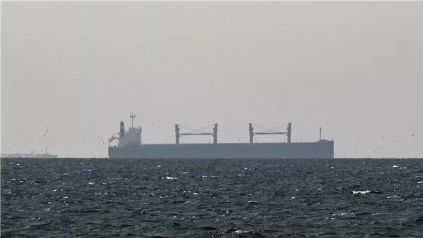 وول ستريت جورنال: عبور 20 سفينة تجارية تحت مجهر الحصار البحري الأمريكي