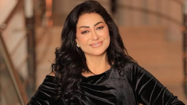 وفاء عامر تدعو للفنان هاني شاكر بالشفاء العاجل