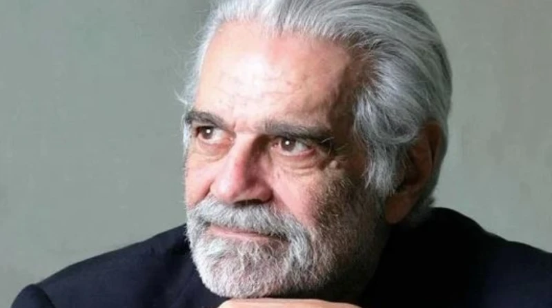 “لماذا كذبوا علي؟”. عمر الشريف يتحدث عن لحظة شعر فيها بالسذاجة