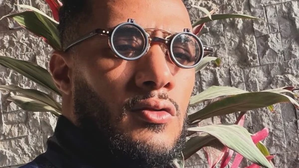 محمد رمضان يخطف الأنظار بإطلالة مميزة