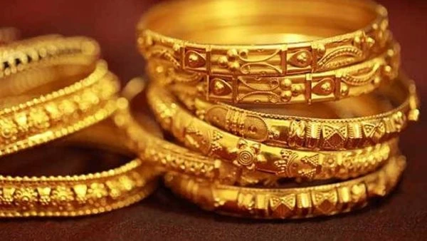 أسعار الذهب في محال الصاغة صباح اليوم الأحد 19 أبريل 2026