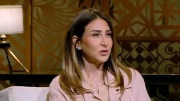 بنتي كانت هتموت .. دينا غبور تكشف تفاصيل تجربة ابنتها مع مرض السكري