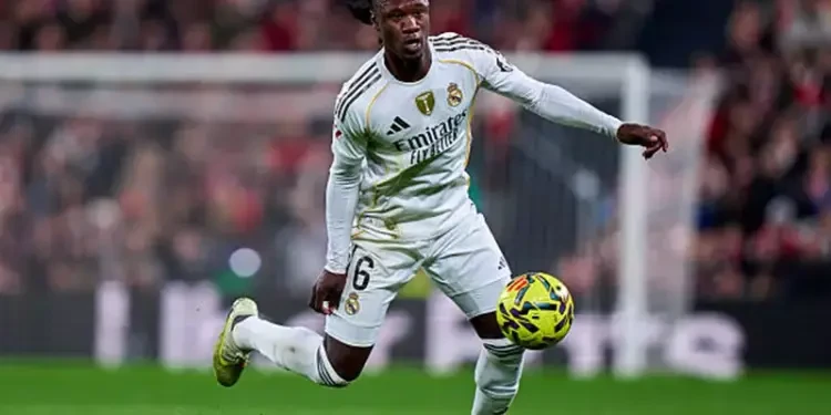 غلطة مايوركا تهدد مستقبل كامافينجا مع ريال مدريد