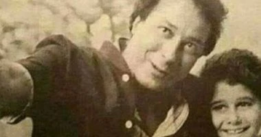 أحمد السعدنى يحيي ذكرى وفاة والده.. أرجو قراءة الفاتحة والدعاء له