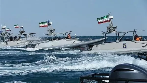 الحرس الثوري يهدد واشنطن: “تقنيات ذكية” لاستهداف سفنها