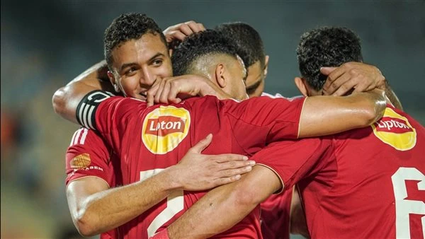 الأهلي يخطف فوزًا ثمينًا أمام سموحة في الدوري المصري