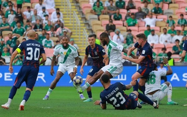 الزمالك يروّض شباب بلوزداد ويخطف تذكرة نهائي الكونفدرالية