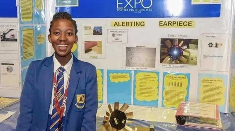 "أمانك حلق في ودانك". طالبة جنوب أفريقية تبتكر حلًا لمشاكل العنف ضد المرأة